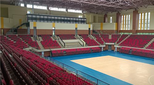 專業(yè)看臺座椅如何制造？四大核心步驟揭秘